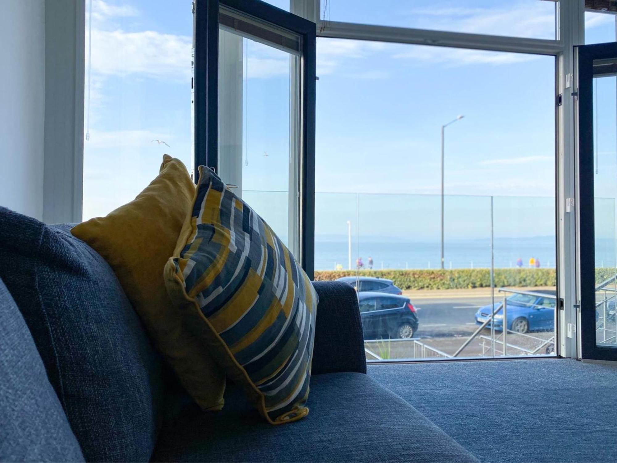 Eden Escapes Serviced Apartments Morecambe Eksteriør billede